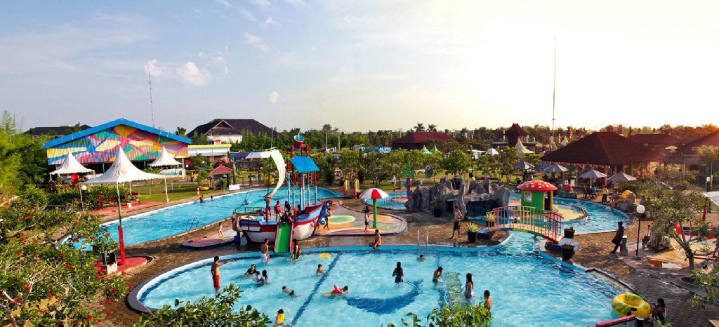 Gardenia Resort And Spa Pontianak Bagian luar foto